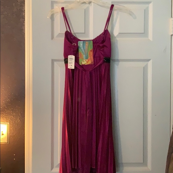 Magenta Windsor Dress - Picture 2 of 4